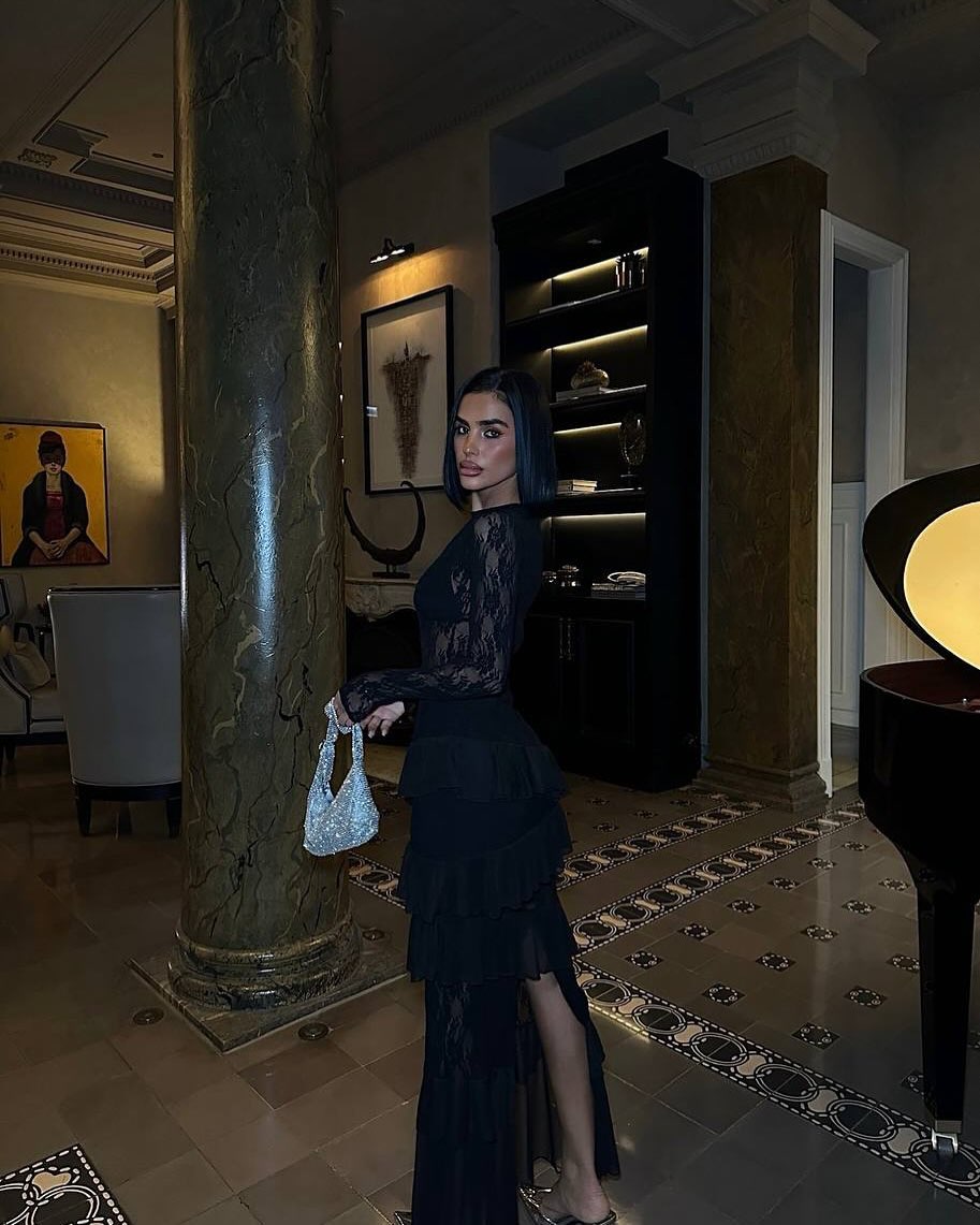 1952  Black lace dress